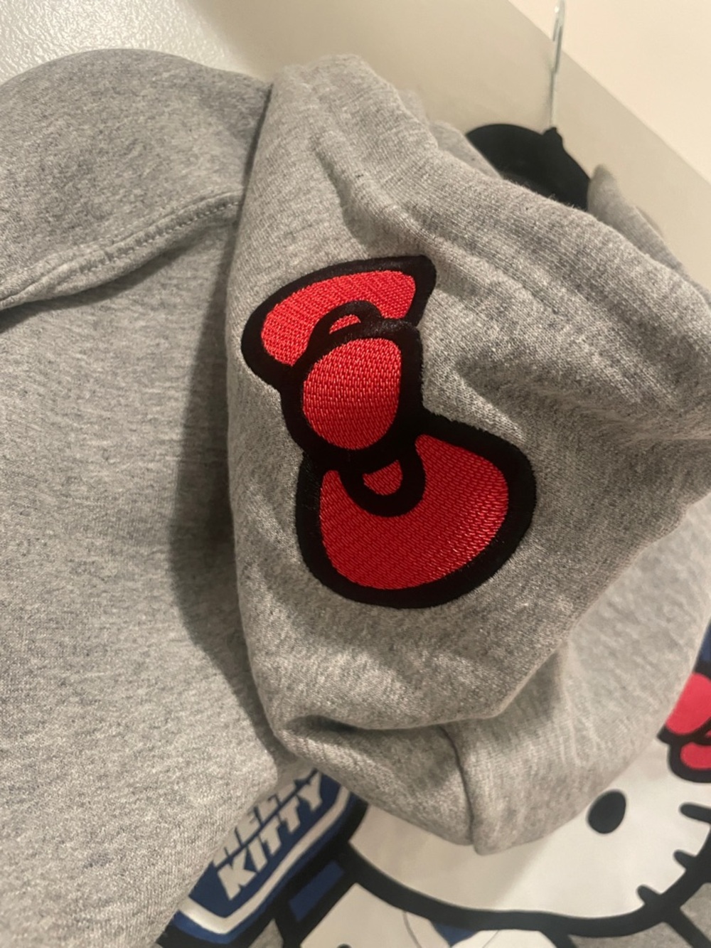 Hello Kitty Dodgers hoodie - new with tags - Picture 7 of 11